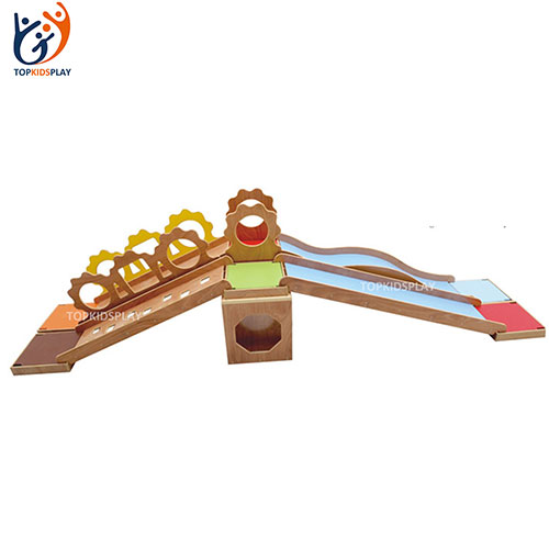 Commercial wooden teaching equipment for preschool