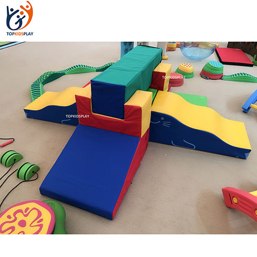Preschool kids training equipment custom made soft play area for babies